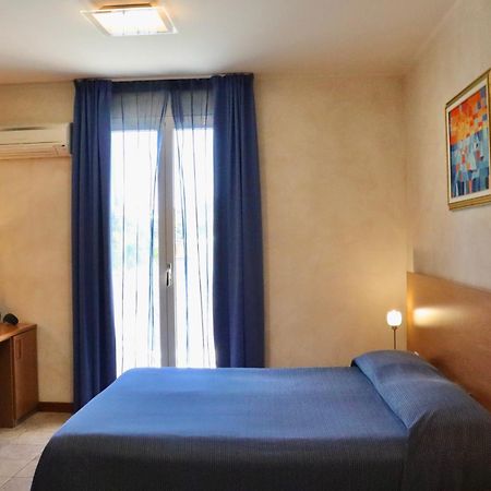 Acqua Di Mare Bed & Breakfast Bordighera Exterior photo