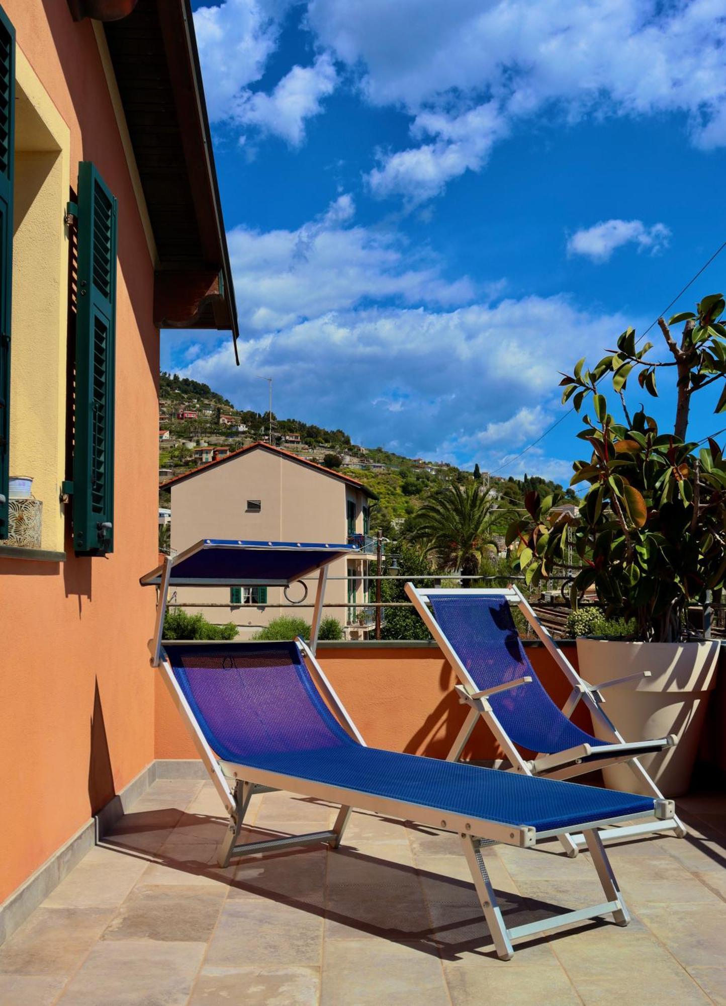 Acqua Di Mare Bed & Breakfast Bordighera Exterior photo