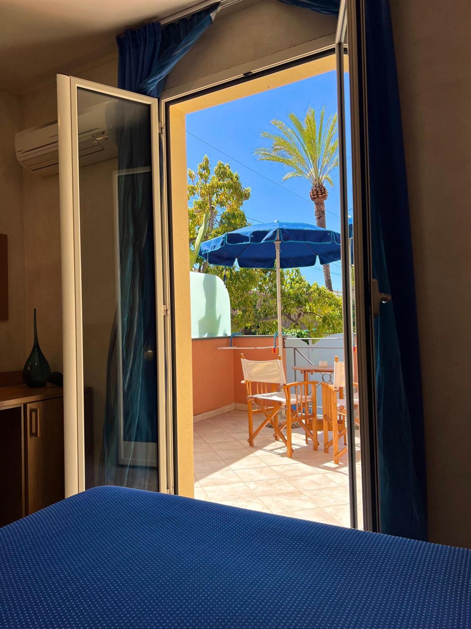 Acqua Di Mare Bed & Breakfast Bordighera Exterior photo